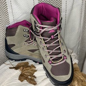 High Sierra Trekker Women's Waterproof Hiking Boots Womens Size 8.5 Final Price!